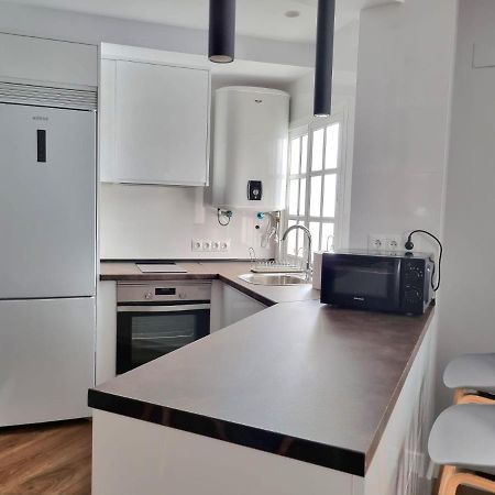 Apartamento completo en la playa y zona de ocio Cádiz Exterior foto