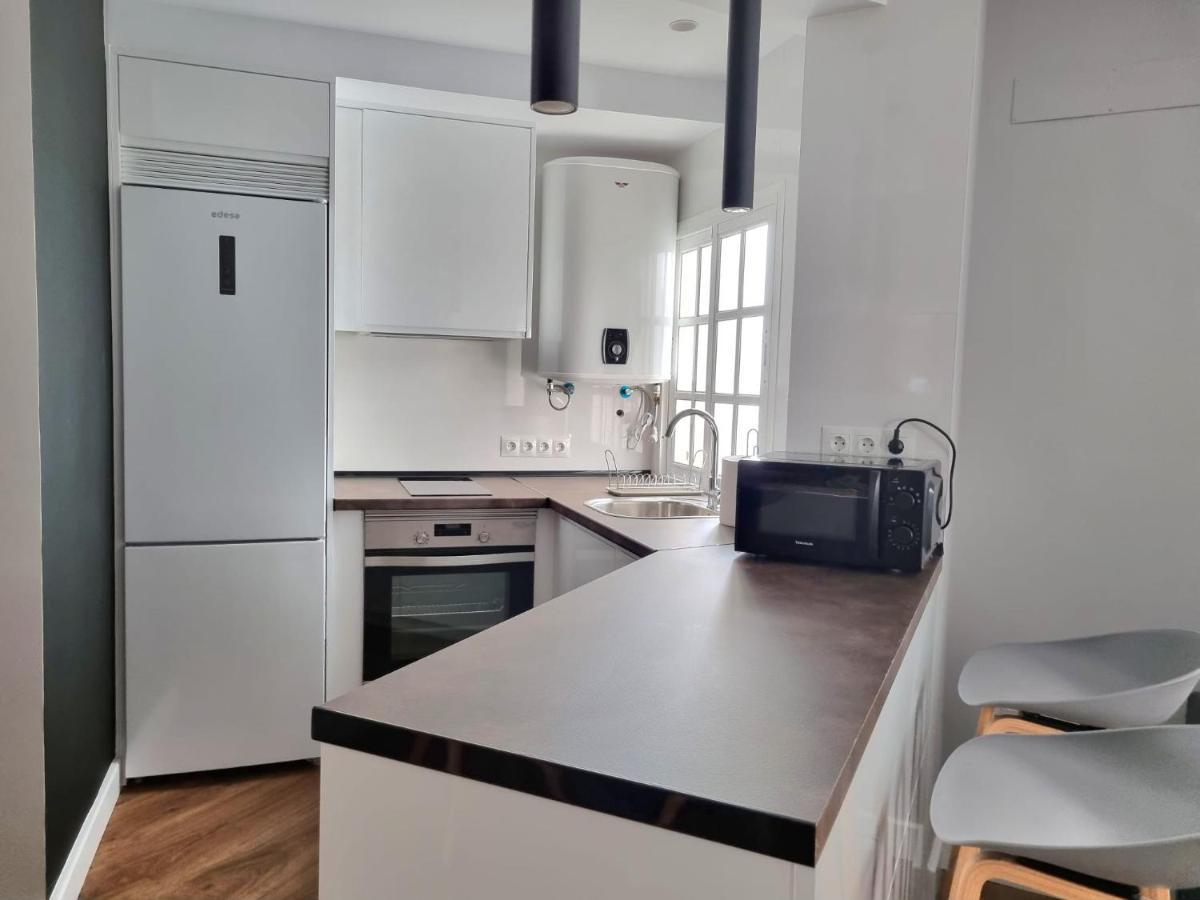 Apartamento completo en la playa y zona de ocio Cádiz Exterior foto